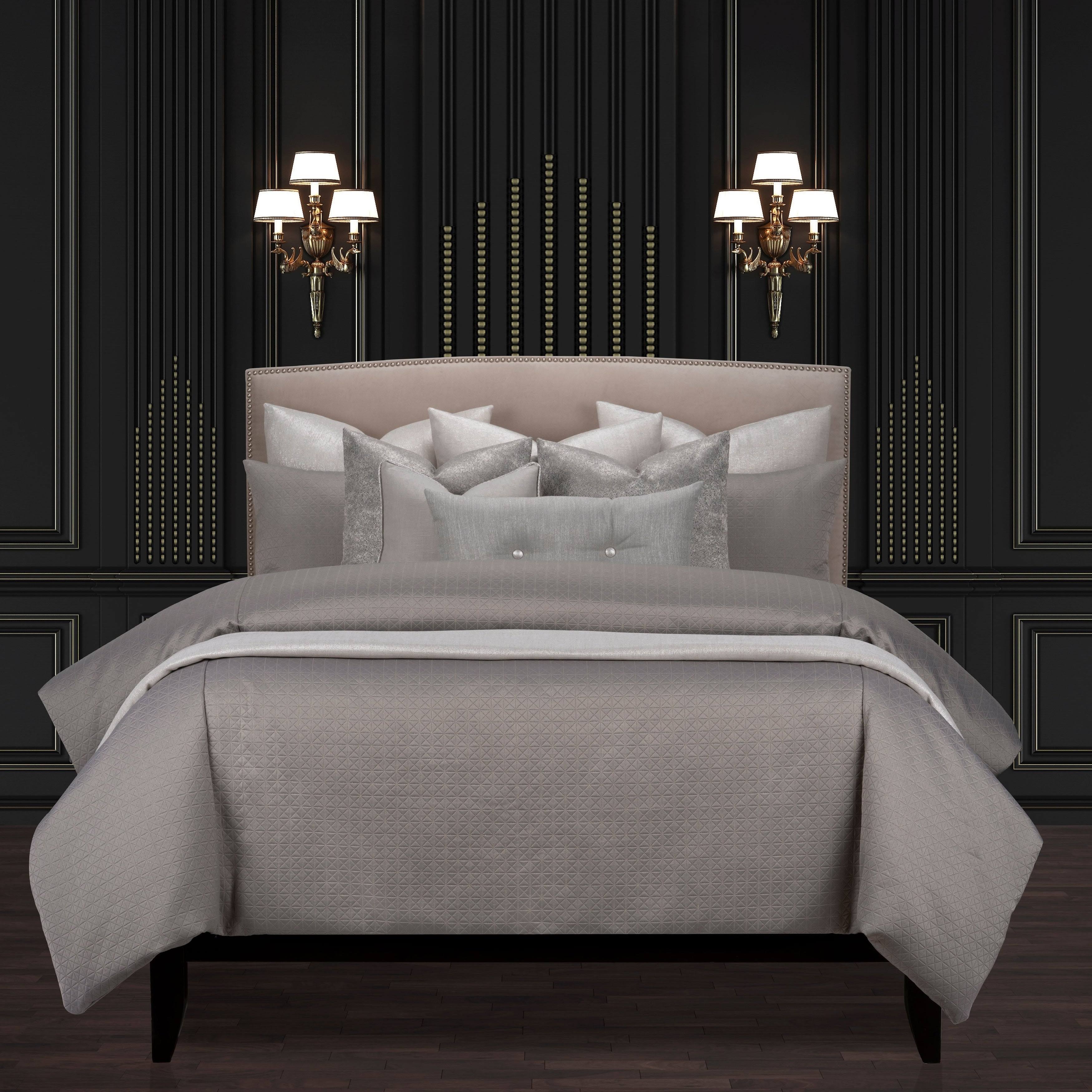 White Twin Luxury Bedding Set F13639