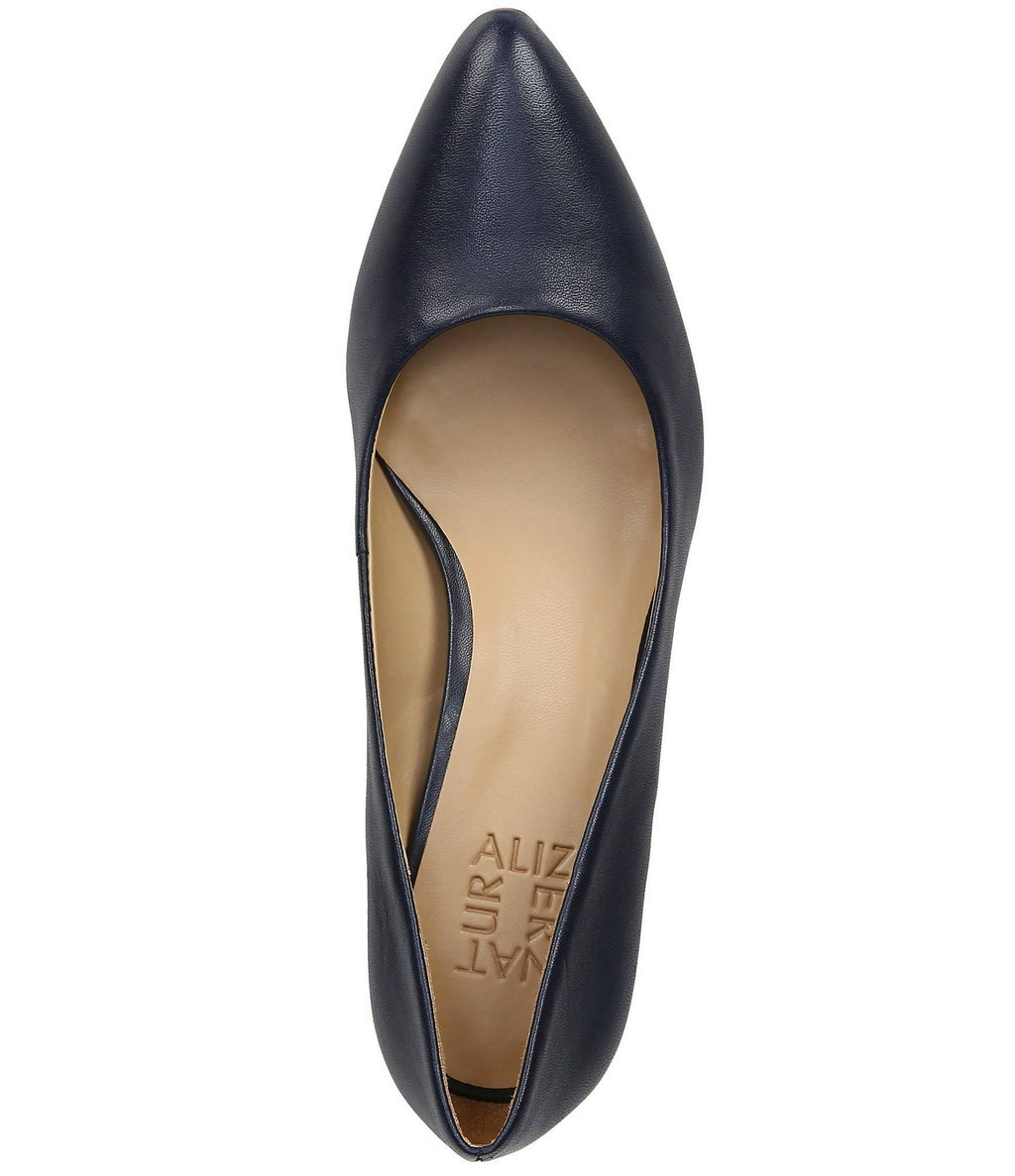 Nude Leather Pumps D672491