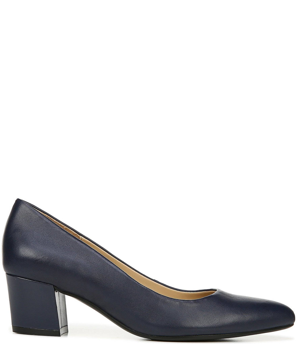 Nude Leather Pumps D672491