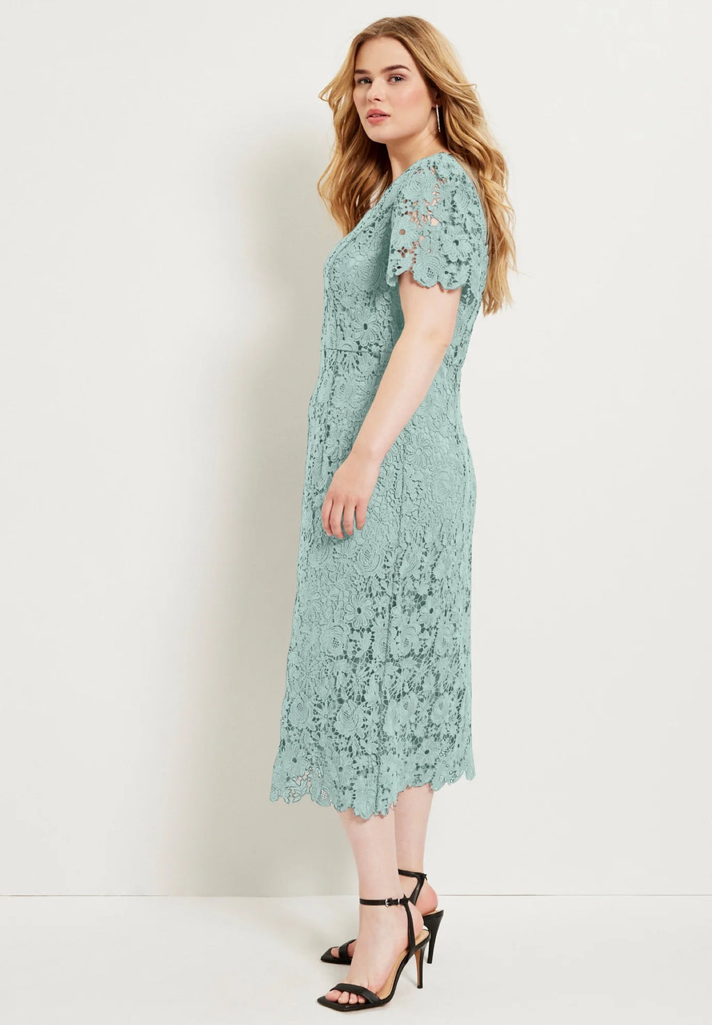 Plus Size Square-Neck Lace Dress V346