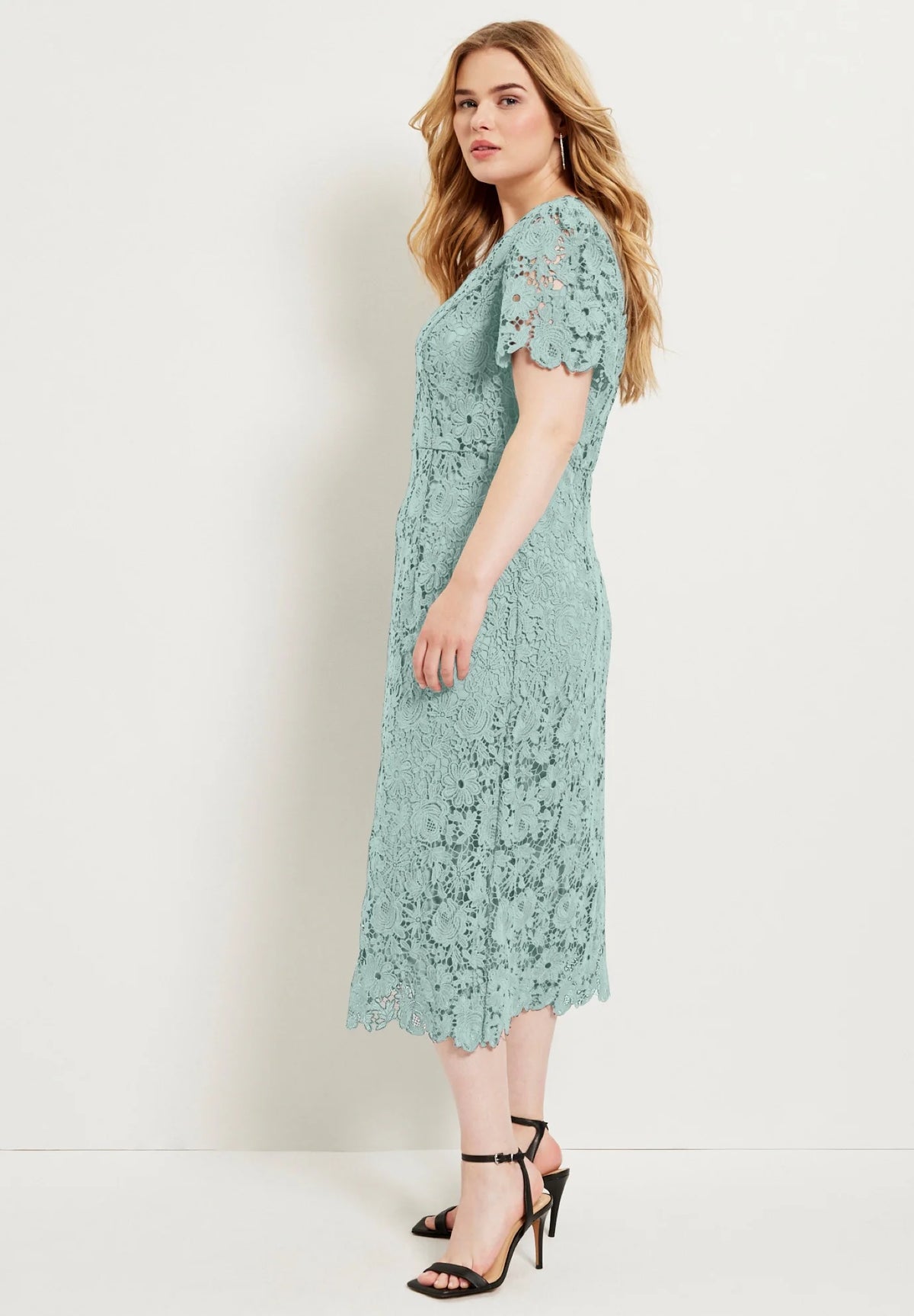 Plus Size Square-Neck Lace Dress V346