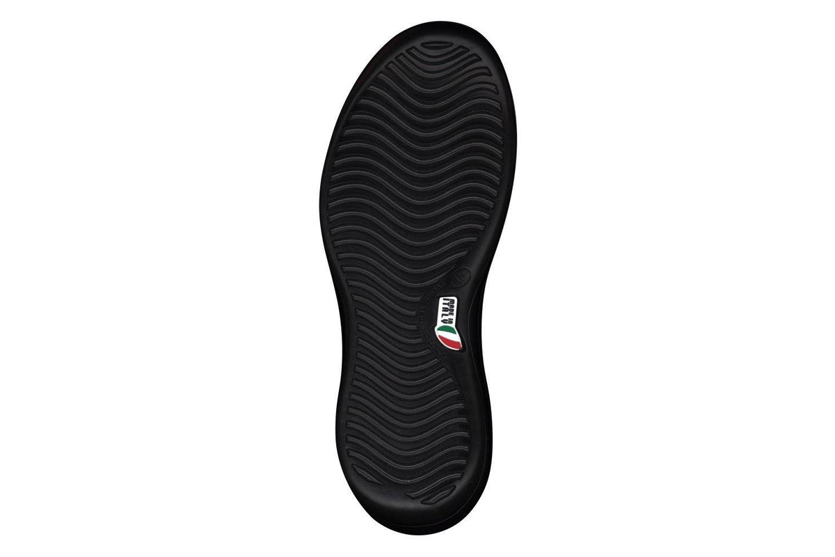 Black 8.5 W855703