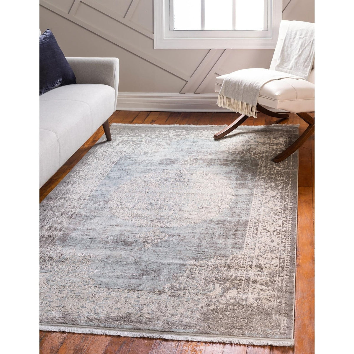 Light Green Area Rug 4'x6' Z83886