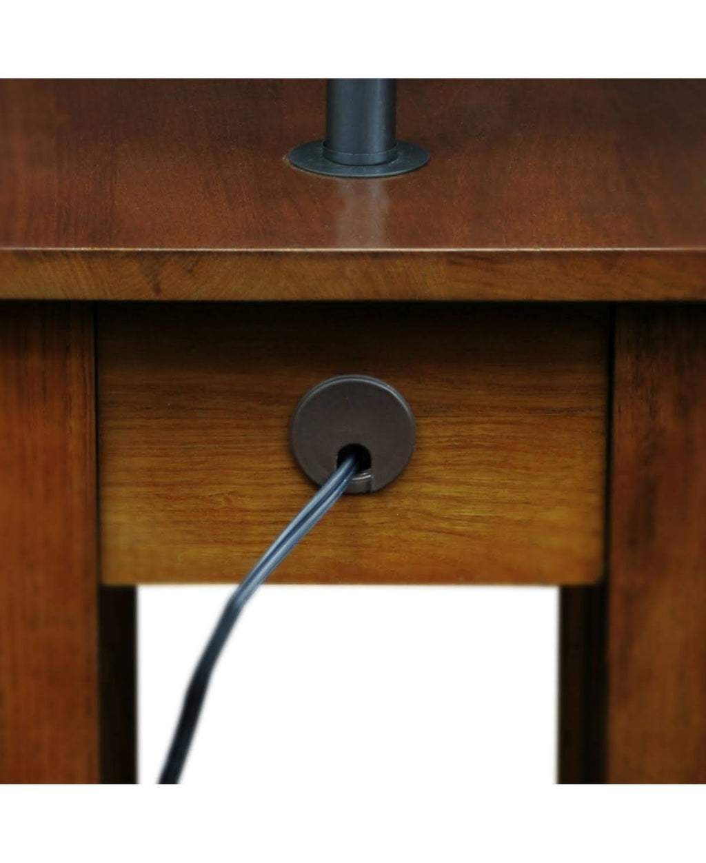 Chairside Lamp Table Y70996