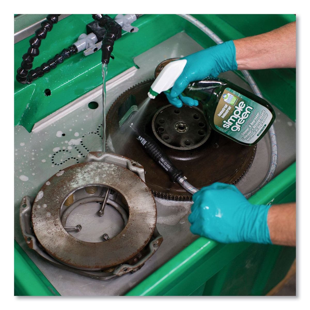 24 oz Concentrated Industrial Cleaner and Degreaser Spray Bottle V473